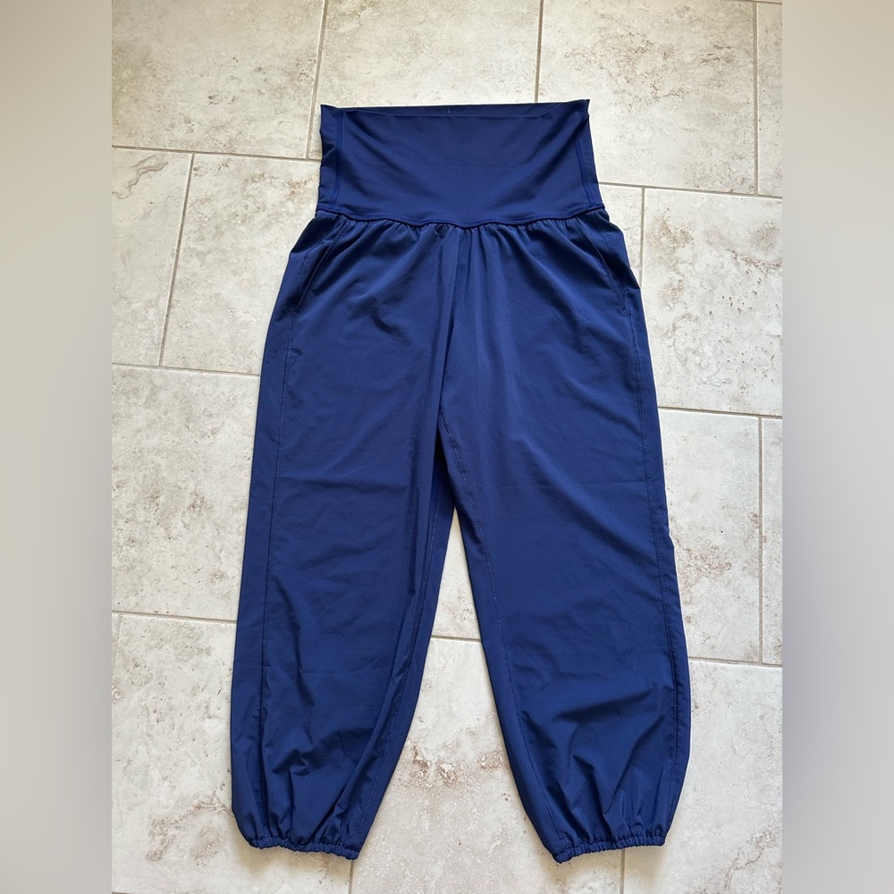 Lululemon Foldover Waist Om Pants - Picture 5 of 5